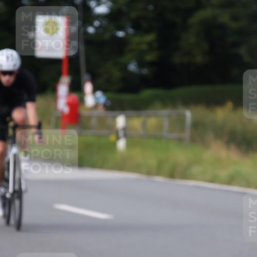 25.08.2024 - Elbe Triathlon Hamburg Fuchs,  Jonas http://msf.ph/oto/6868582 25.08.2024 10:21:27 Radfahren 569, 659, 556, 613, 554, 357, 476 meine-sportfotos.de