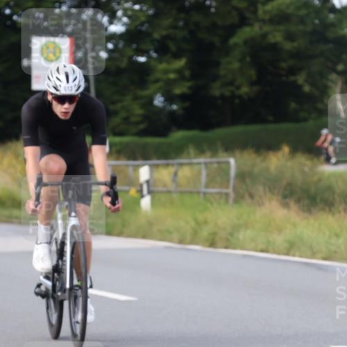 25.08.2024 - Elbe Triathlon Hamburg Fuchs,  Jonas http://msf.ph/oto/6868585 25.08.2024 10:21:27 Radfahren 569, 659, 556, 613, 554, 357, 476 meine-sportfotos.de