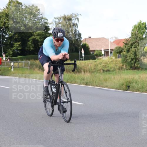 25.08.2024 - Elbe Triathlon Hamburg Fuchs,  Jonas http://msf.ph/oto/6868602 25.08.2024 10:21:30 Radfahren 556, 613, 554, 357, 476, 614, 652, 584 meine-sportfotos.de