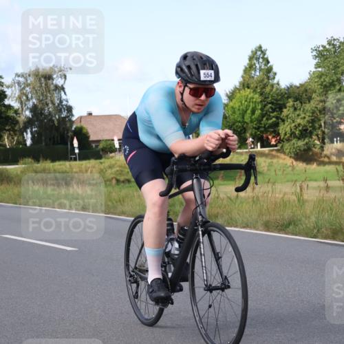 25.08.2024 - Elbe Triathlon Hamburg Fuchs,  Jonas http://msf.ph/oto/6868610 25.08.2024 10:21:31 Radfahren 556, 613, 554, 357, 476, 614, 652, 584, 529 meine-sportfotos.de