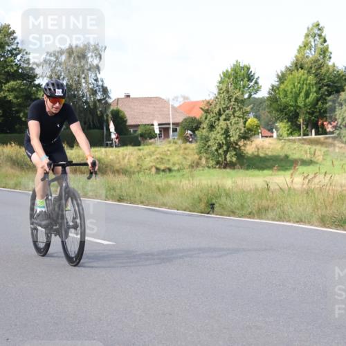 25.08.2024 - Elbe Triathlon Hamburg Fuchs,  Jonas http://msf.ph/oto/6868620 25.08.2024 10:21:33 Radfahren 613, 554, 357, 476, 614, 652, 584, 529, 611 meine-sportfotos.de