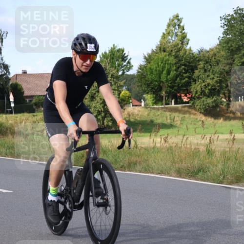 25.08.2024 - Elbe Triathlon Hamburg Fuchs,  Jonas http://msf.ph/oto/6868627 25.08.2024 10:21:33 Radfahren 613, 554, 357, 476, 614, 652, 584, 529, 611 meine-sportfotos.de