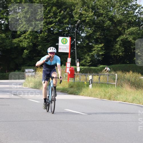 25.08.2024 - Elbe Triathlon Hamburg Fuchs,  Jonas http://msf.ph/oto/6868674 25.08.2024 10:21:36 Radfahren 357, 476, 614, 652, 584, 529, 611 meine-sportfotos.de