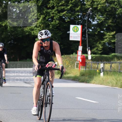 25.08.2024 - Elbe Triathlon Hamburg Fuchs,  Jonas http://msf.ph/oto/6868696 25.08.2024 10:21:38 Radfahren 357, 476, 614, 652, 584, 529, 611, 646 meine-sportfotos.de