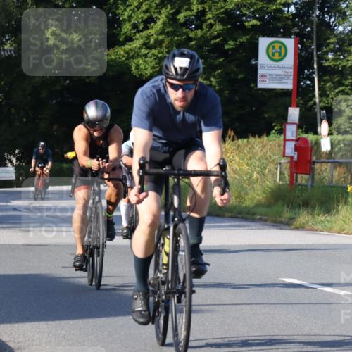 25.08.2024 - Elbe Triathlon Hamburg Fuchs,  Jonas http://msf.ph/oto/6868704 25.08.2024 09:31:13 Radfahren 113, 136, 187, 257, 302, 307, 312, 482, 243 meine-sportfotos.de