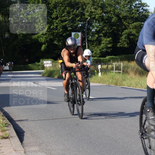 25.08.2024 - Elbe Triathlon Hamburg Fuchs,  Jonas http://msf.ph/oto/6868718 25.08.2024 09:31:14 Radfahren 136, 187, 257, 302, 307, 312, 482, 243 meine-sportfotos.de