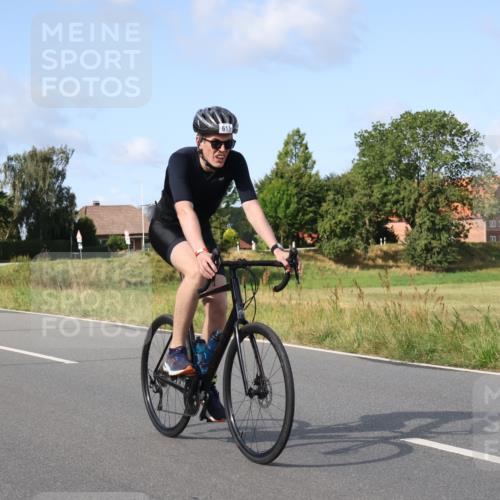 25.08.2024 - Elbe Triathlon Hamburg Fuchs,  Jonas http://msf.ph/oto/6868730 25.08.2024 10:21:40 Radfahren 614, 652, 584, 529, 611, 646, 601 meine-sportfotos.de