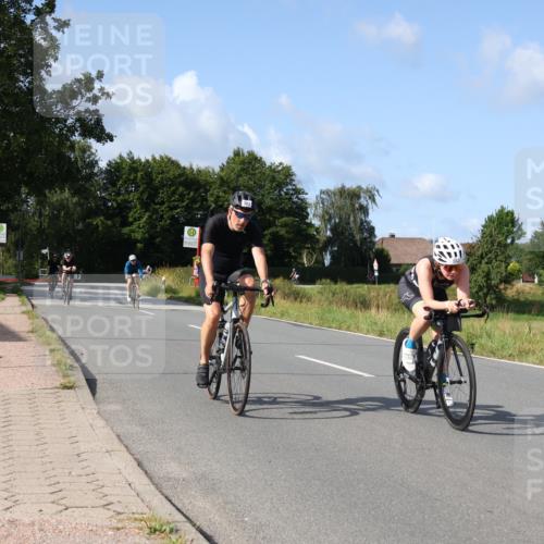 25.08.2024 - Elbe Triathlon Hamburg Fuchs,  Jonas http://msf.ph/oto/6868781 25.08.2024 10:21:55 Radfahren 553, 382, 631, 588, 593 meine-sportfotos.de