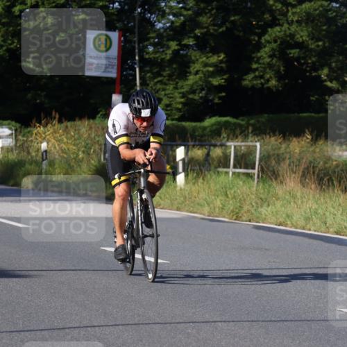 25.08.2024 - Elbe Triathlon Hamburg Fuchs,  Jonas http://msf.ph/oto/6868796 25.08.2024 09:31:21 Radfahren 312, 482, 243, 72, 277, 125, 351 meine-sportfotos.de