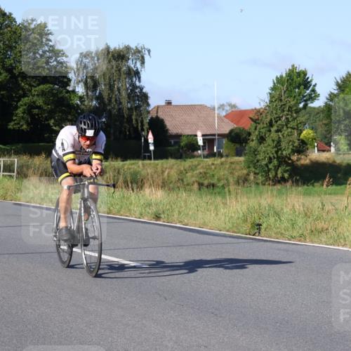 25.08.2024 - Elbe Triathlon Hamburg Fuchs,  Jonas http://msf.ph/oto/6868809 25.08.2024 09:31:21 Radfahren 312, 482, 243, 72, 277, 125, 351 meine-sportfotos.de