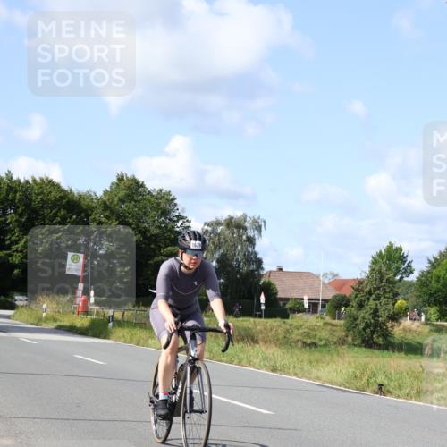 25.08.2024 - Elbe Triathlon Hamburg Fuchs,  Jonas http://msf.ph/oto/6868814 25.08.2024 11:04:29 Radfahren 1679, 788, 1662 meine-sportfotos.de