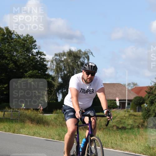 25.08.2024 - Elbe Triathlon Hamburg Fuchs,  Jonas http://msf.ph/oto/6868825 25.08.2024 11:04:33 Radfahren 1679, 788, 1662 meine-sportfotos.de