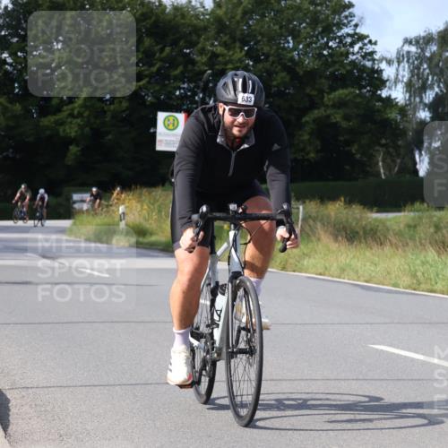 25.08.2024 - Elbe Triathlon Hamburg Fuchs,  Jonas http://msf.ph/oto/6868839 25.08.2024 10:22:05 Radfahren 460, 570, 633, 559, 517, 622 meine-sportfotos.de