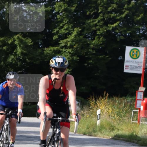 25.08.2024 - Elbe Triathlon Hamburg Fuchs,  Jonas http://msf.ph/oto/6868848 25.08.2024 11:04:42 Radfahren 1688, 777, 1636, 1691, 1450, 1635 meine-sportfotos.de