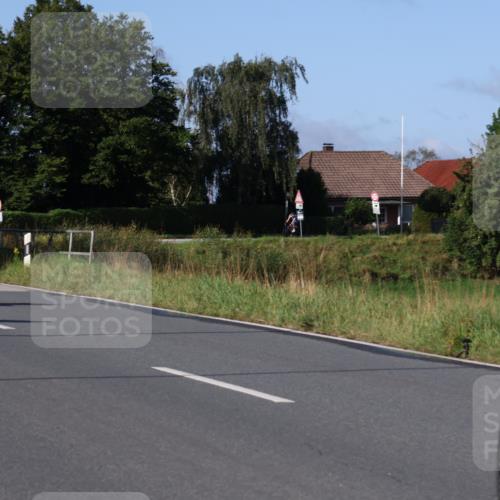 25.08.2024 - Elbe Triathlon Hamburg Fuchs,  Jonas http://msf.ph/oto/6868853 25.08.2024 09:31:26 Radfahren 72, 277, 125, 351, 223, 242 meine-sportfotos.de