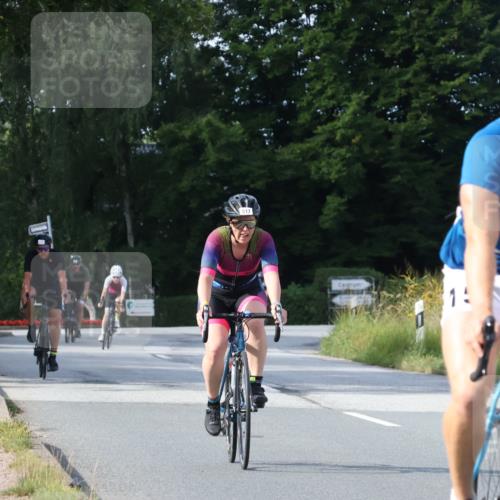 25.08.2024 - Elbe Triathlon Hamburg Fuchs,  Jonas http://msf.ph/oto/6868859 25.08.2024 10:22:07 Radfahren 460, 570, 633, 559, 517, 622, 660, 538, 389, 654 meine-sportfotos.de