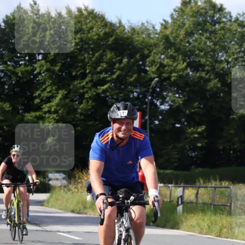 25.08.2024 - Elbe Triathlon Hamburg Fuchs,  Jonas http://msf.ph/oto/6868864 25.08.2024 11:04:43 Radfahren 1688, 777, 1636, 1691, 1450, 1635 meine-sportfotos.de