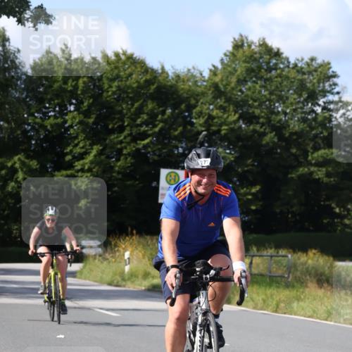 25.08.2024 - Elbe Triathlon Hamburg Fuchs,  Jonas http://msf.ph/oto/6868869 25.08.2024 11:04:43 Radfahren 1688, 777, 1636, 1691, 1450, 1635 meine-sportfotos.de