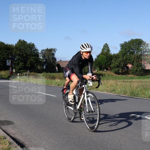 25.08.2024 - Elbe Triathlon Hamburg Fuchs,  Jonas http://msf.ph/oto/6868876 25.08.2024 09:31:27 Radfahren 72, 277, 125, 351, 223, 242 meine-sportfotos.de
