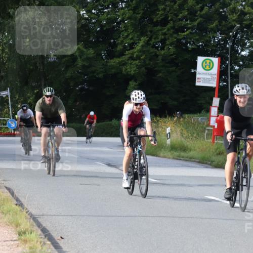 25.08.2024 - Elbe Triathlon Hamburg Fuchs,  Jonas http://msf.ph/oto/6868893 25.08.2024 10:22:12 Radfahren 559, 517, 622, 660, 538, 389, 654, 662 meine-sportfotos.de
