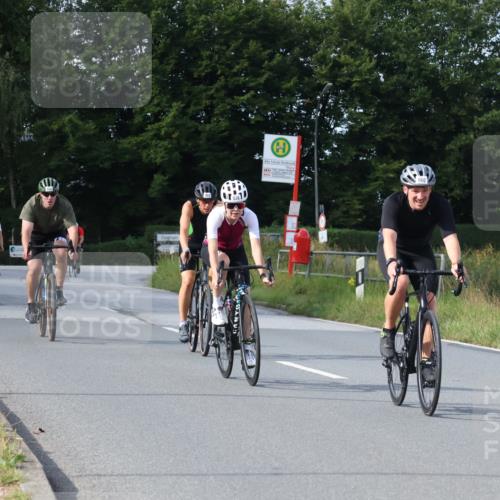 25.08.2024 - Elbe Triathlon Hamburg Fuchs,  Jonas http://msf.ph/oto/6868899 25.08.2024 10:22:12 Radfahren 559, 517, 622, 660, 538, 389, 654, 662 meine-sportfotos.de