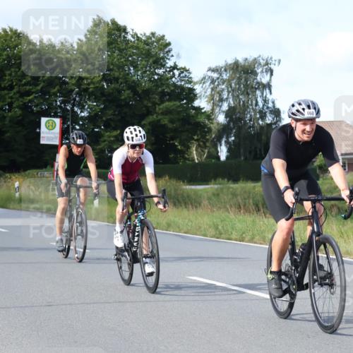 25.08.2024 - Elbe Triathlon Hamburg Fuchs,  Jonas http://msf.ph/oto/6868913 25.08.2024 10:22:13 Radfahren 559, 517, 622, 660, 538, 389, 654, 662, 366 meine-sportfotos.de