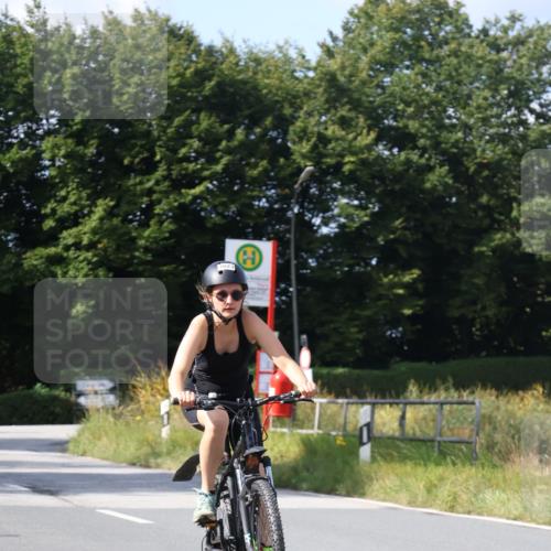 25.08.2024 - Elbe Triathlon Hamburg Fuchs,  Jonas http://msf.ph/oto/6868916 25.08.2024 11:04:51 Radfahren 1636, 1691, 1450, 1635, 1623, 1464, 1495 meine-sportfotos.de