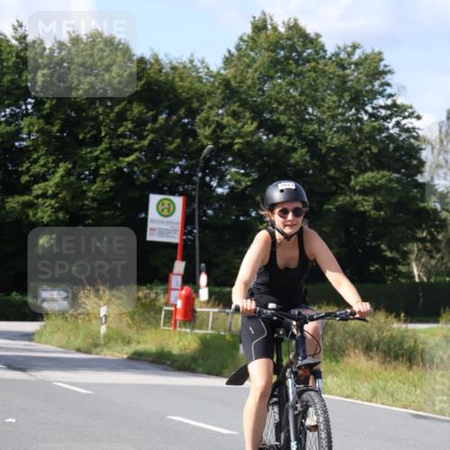25.08.2024 - Elbe Triathlon Hamburg Fuchs,  Jonas http://msf.ph/oto/6868926 25.08.2024 11:04:52 Radfahren 1691, 1450, 1635, 1623, 1464, 1495 meine-sportfotos.de