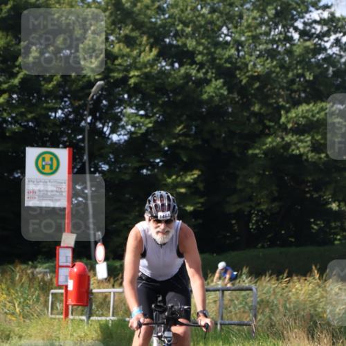 25.08.2024 - Elbe Triathlon Hamburg Fuchs,  Jonas http://msf.ph/oto/6868938 25.08.2024 11:04:56 Radfahren 1623, 1464, 1495, 1614 meine-sportfotos.de