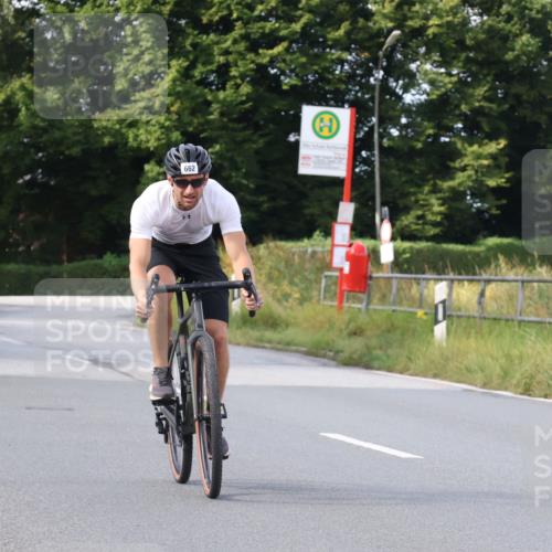 25.08.2024 - Elbe Triathlon Hamburg Fuchs,  Jonas http://msf.ph/oto/6868943 25.08.2024 10:22:15 Radfahren 622, 660, 538, 389, 654, 662, 366, 605 meine-sportfotos.de