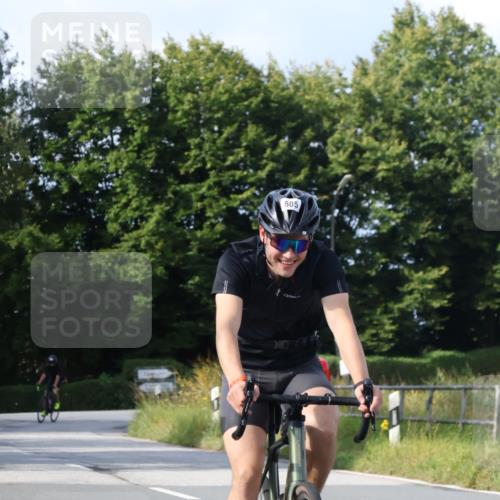 25.08.2024 - Elbe Triathlon Hamburg Fuchs,  Jonas http://msf.ph/oto/6868976 25.08.2024 10:22:21 Radfahren 662, 366, 605 meine-sportfotos.de