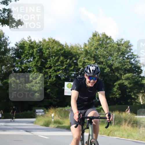 25.08.2024 - Elbe Triathlon Hamburg Fuchs,  Jonas http://msf.ph/oto/6868977 25.08.2024 10:22:21 Radfahren 662, 366, 605 meine-sportfotos.de