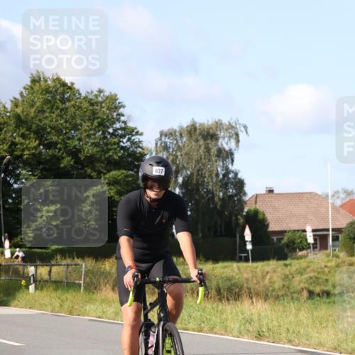 25.08.2024 - Elbe Triathlon Hamburg Fuchs,  Jonas http://msf.ph/oto/6868990 25.08.2024 10:22:28 Radfahren 637, 661 meine-sportfotos.de