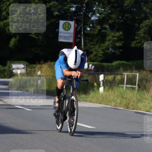 25.08.2024 - Elbe Triathlon Hamburg Fuchs,  Jonas http://msf.ph/oto/6868994 25.08.2024 09:31:40 Radfahren 173, 176, 200, 373, 397, 219 meine-sportfotos.de