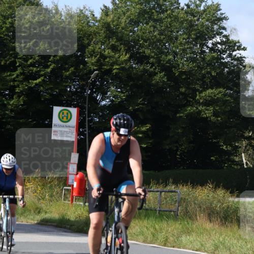 25.08.2024 - Elbe Triathlon Hamburg Fuchs,  Jonas http://msf.ph/oto/6868996 25.08.2024 11:05:04 Radfahren 1614, 1436, 1426 meine-sportfotos.de