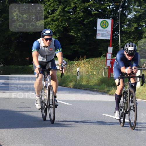 25.08.2024 - Elbe Triathlon Hamburg Fuchs,  Jonas http://msf.ph/oto/6869013 25.08.2024 09:31:42 Radfahren 173, 176, 200, 373, 397, 219, 350, 124 meine-sportfotos.de