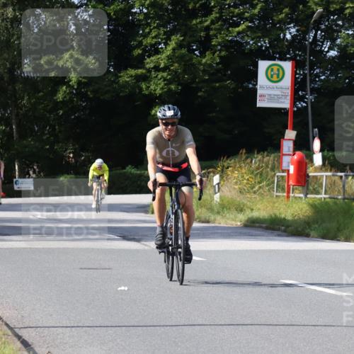 25.08.2024 - Elbe Triathlon Hamburg Fuchs,  Jonas http://msf.ph/oto/6869043 25.08.2024 11:05:30 Radfahren 790, 1603, 1653 meine-sportfotos.de