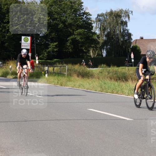 25.08.2024 - Elbe Triathlon Hamburg Fuchs,  Jonas http://msf.ph/oto/6869058 25.08.2024 10:22:49 Radfahren 471, 576, 506, 793, 509, 491, 656 meine-sportfotos.de