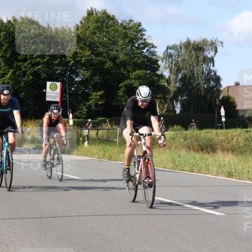 25.08.2024 - Elbe Triathlon Hamburg Fuchs,  Jonas http://msf.ph/oto/6869066 25.08.2024 10:22:50 Radfahren 471, 576, 506, 793, 509, 491, 656, 664 meine-sportfotos.de