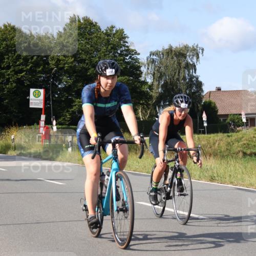 25.08.2024 - Elbe Triathlon Hamburg Fuchs,  Jonas http://msf.ph/oto/6869076 25.08.2024 10:22:51 Radfahren 471, 576, 506, 793, 509, 491, 656, 664 meine-sportfotos.de