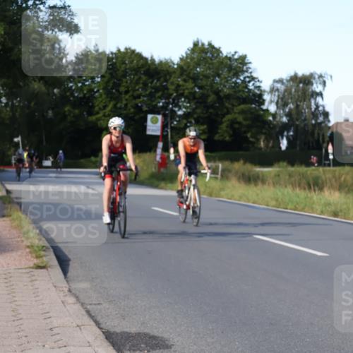 25.08.2024 - Elbe Triathlon Hamburg Fuchs,  Jonas http://msf.ph/oto/6869079 25.08.2024 09:31:47 Radfahren 200, 373, 397, 219, 350, 124, 147, 133, 469 meine-sportfotos.de