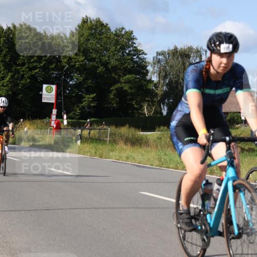 25.08.2024 - Elbe Triathlon Hamburg Fuchs,  Jonas http://msf.ph/oto/6869085 25.08.2024 10:22:51 Radfahren 471, 576, 506, 793, 509, 491, 656, 664 meine-sportfotos.de