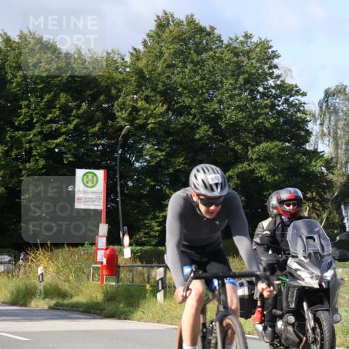 25.08.2024 - Elbe Triathlon Hamburg Fuchs,  Jonas http://msf.ph/oto/6869112 25.08.2024 10:23:04 Radfahren 623, 596, 521, 612 meine-sportfotos.de