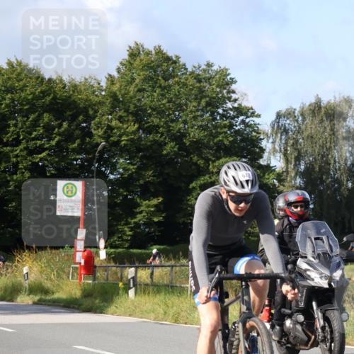 25.08.2024 - Elbe Triathlon Hamburg Fuchs,  Jonas http://msf.ph/oto/6869114 25.08.2024 10:23:04 Radfahren 623, 596, 521, 612 meine-sportfotos.de