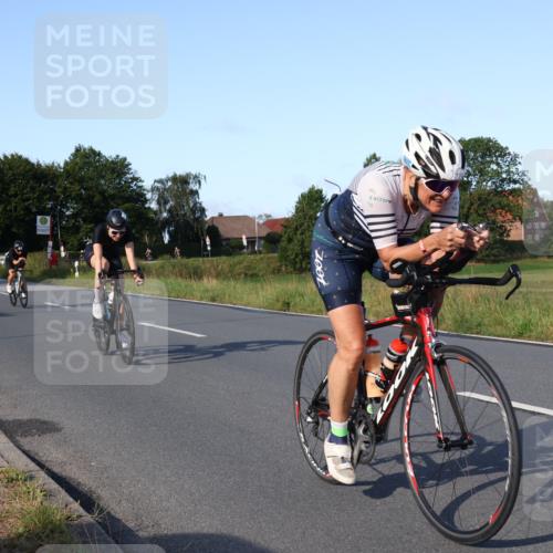 25.08.2024 - Elbe Triathlon Hamburg Fuchs,  Jonas http://msf.ph/oto/6869127 25.08.2024 09:31:52 Radfahren 219, 350, 124, 147, 133, 469, 175, 321, 356, 139 meine-sportfotos.de