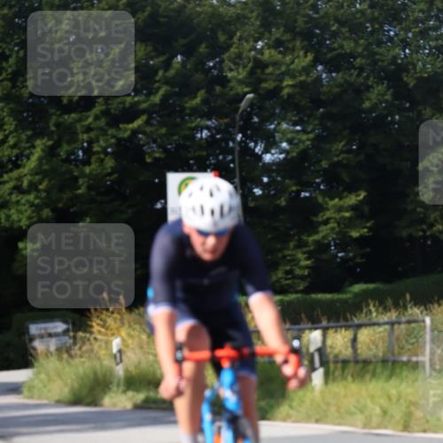 25.08.2024 - Elbe Triathlon Hamburg Fuchs,  Jonas http://msf.ph/oto/6869133 25.08.2024 10:23:13 Radfahren 479, 620, 624 meine-sportfotos.de