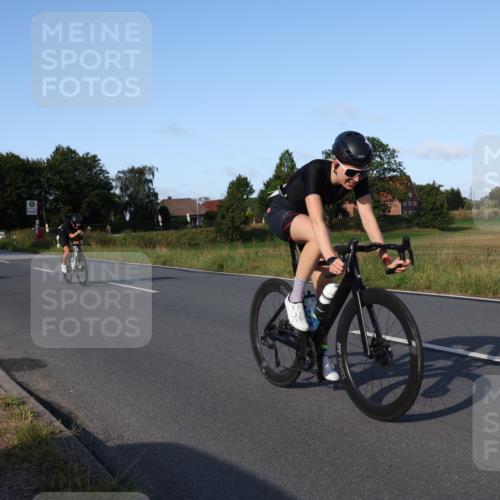25.08.2024 - Elbe Triathlon Hamburg Fuchs,  Jonas http://msf.ph/oto/6869134 25.08.2024 09:31:52 Radfahren 219, 350, 124, 147, 133, 469, 175, 321, 356, 139 meine-sportfotos.de