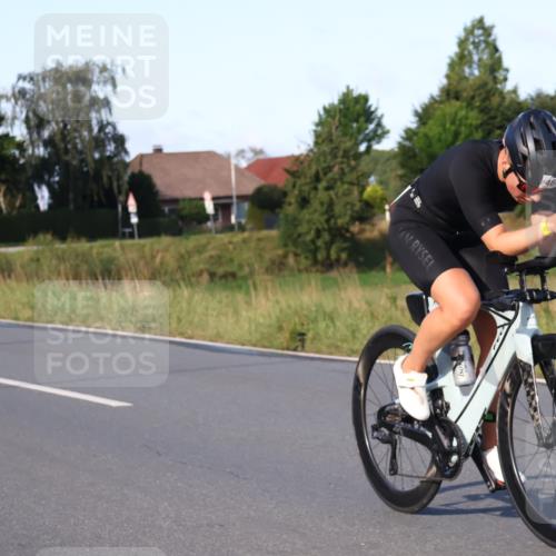 25.08.2024 - Elbe Triathlon Hamburg Fuchs,  Jonas http://msf.ph/oto/6869144 25.08.2024 09:31:53 Radfahren 350, 124, 147, 133, 469, 175, 321, 356, 139 meine-sportfotos.de
