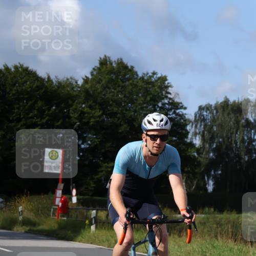 25.08.2024 - Elbe Triathlon Hamburg Fuchs,  Jonas http://msf.ph/oto/6869150 25.08.2024 10:23:18 Radfahren 479, 620, 624 meine-sportfotos.de