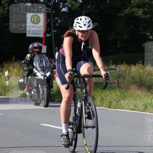 25.08.2024 - Elbe Triathlon Hamburg Fuchs,  Jonas http://msf.ph/oto/6869158 25.08.2024 11:05:40 Radfahren 1603, 1653, 1612, 704 meine-sportfotos.de